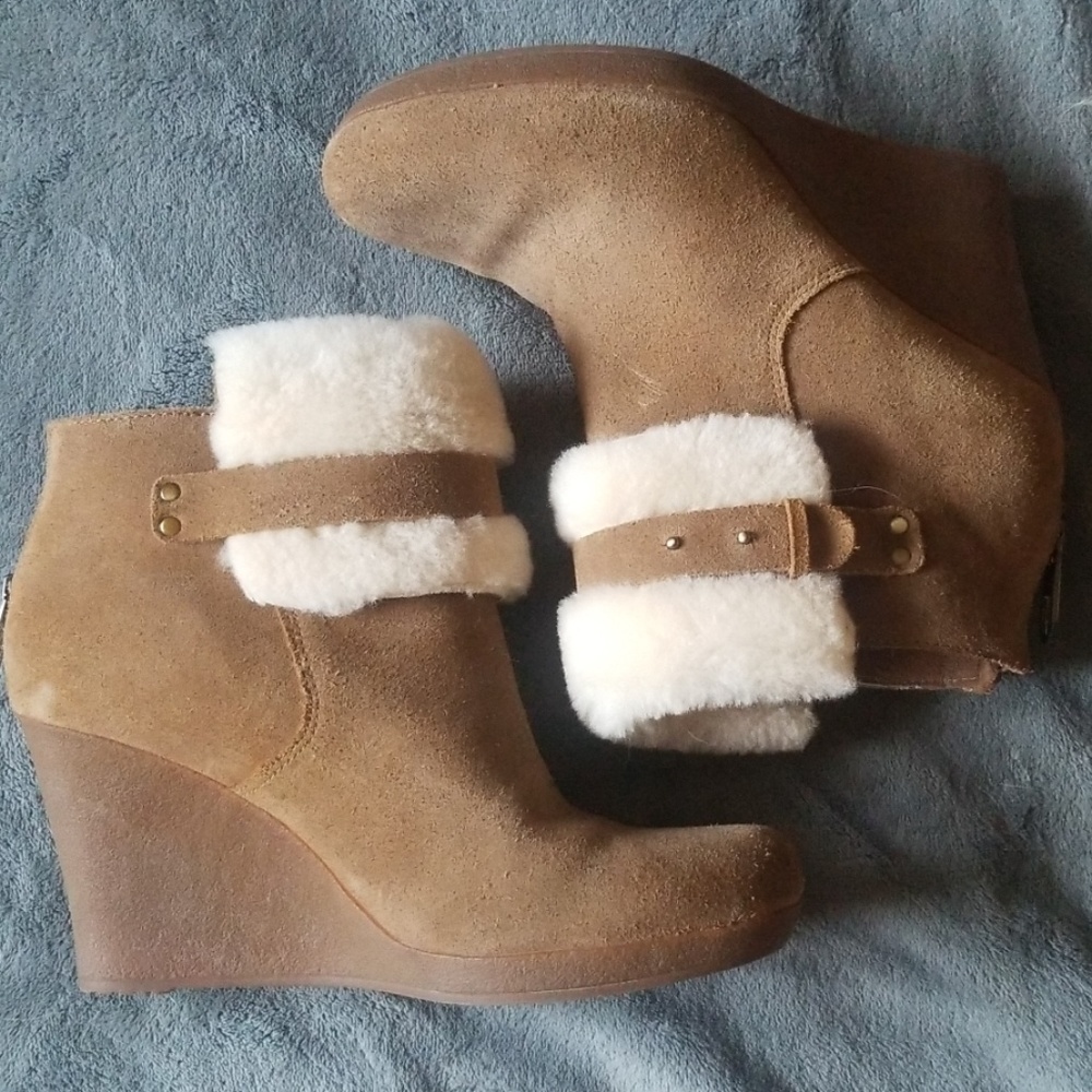 UGG Wedges